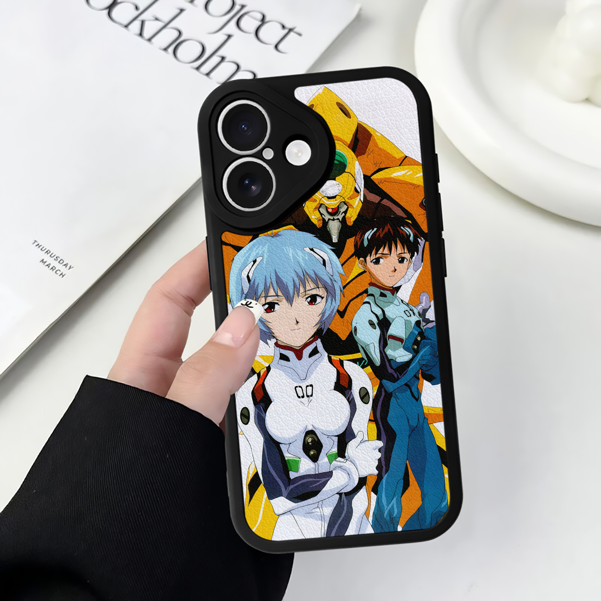 （画像用） EVA 新世紀エヴァンゲリオン 【iPhone 16シリーズ対応】シリコンスマホケース（レザー調） 材質：シリコン